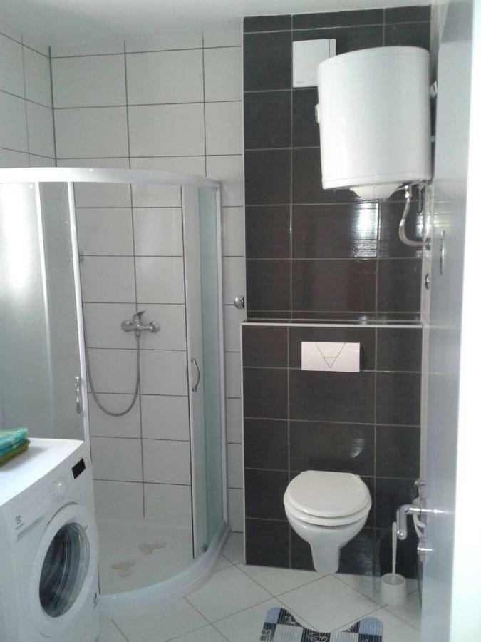 Appartement "Noni" Donji Okrug  ภายนอก รูปภาพ