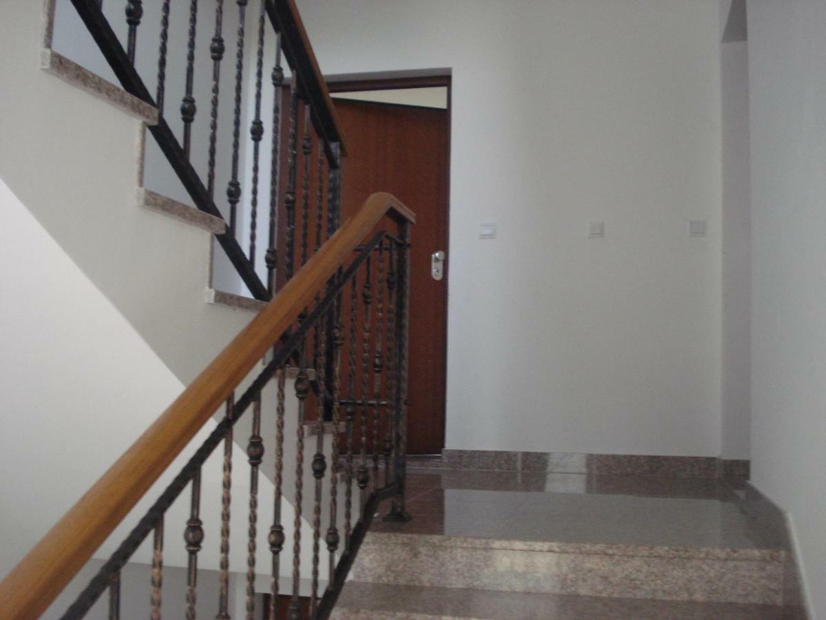 Appartement "Noni" Donji Okrug  ภายนอก รูปภาพ